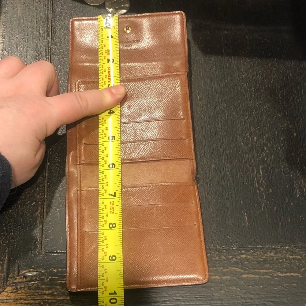 LOUIS VUITTON Authentic BiFold Monogram Wallet SP0923